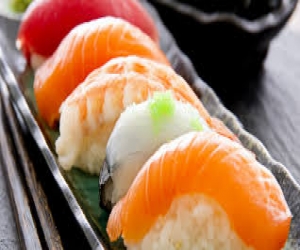 Tri-color Sushi